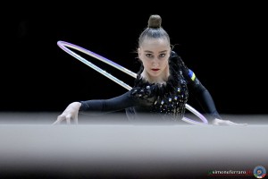 aa f karika polina ukr ph simone ferraro sfa05672 copia